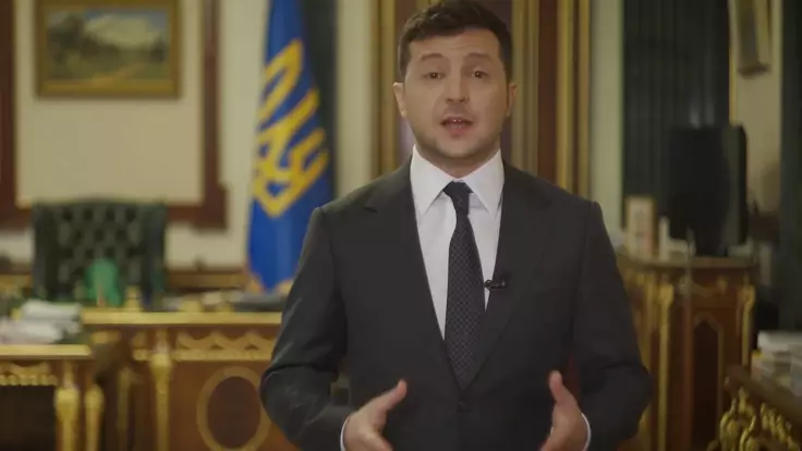 Зеленский выступил с видеообращением к украинцам насчет коронавируса