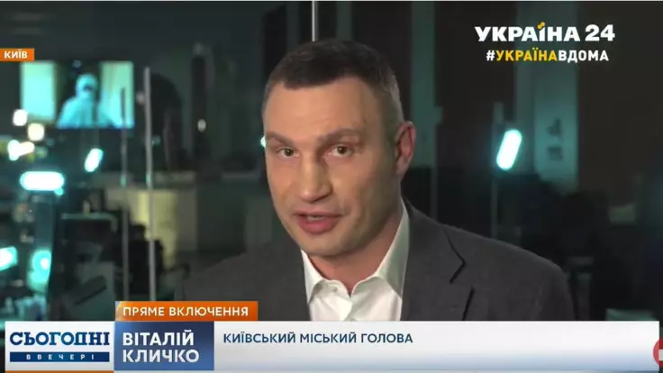 Кличко назвал количество имеющихся медицинских масок в Украине