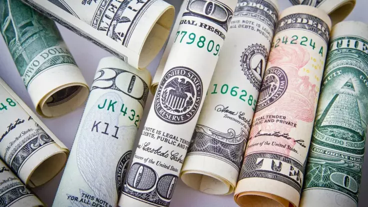 Курс доллара снизится: эксперт назвал цифры