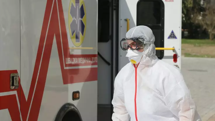 В Черновцах из-за коронавируса начали увольняться врачи: есть три причины