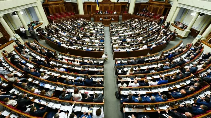Рада назначила министров и проголосовала по программе Кабмина: видео