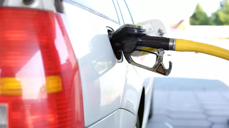 Бензин зріс у ціні - економіст закликав АМКУ розібратися