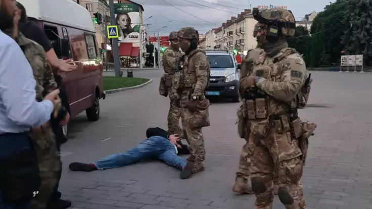 В Луцке полиция освободила всех заложников, преступник задержан