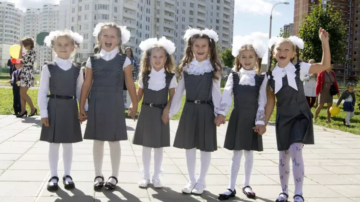 В Україні анонсували "особливий" навчальний рік через карантин: що чекає на дітей