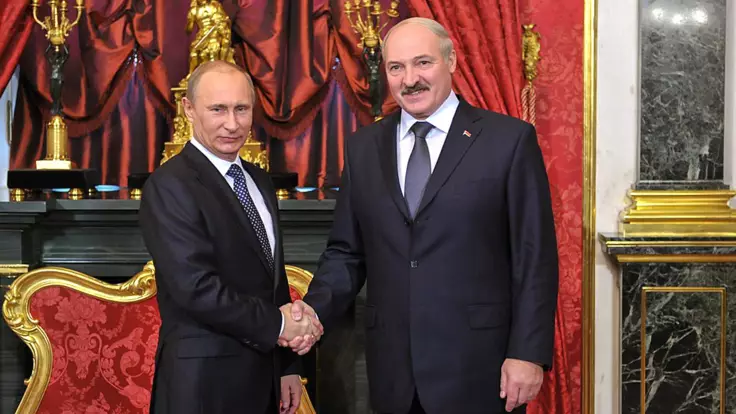 Разыгрывается сепаратистская карта - политолог рассказала, как Лукашенко призывает Россию