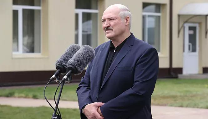 "Це істерика": стало відомо про неприємний інцидент з Лукашенком на мітингу