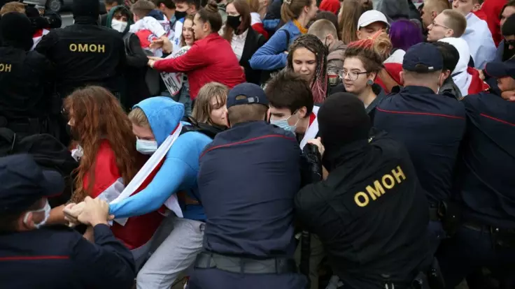 Люди без опознавательных знаков — белорусский политик рассказал, кто разгонял протесты