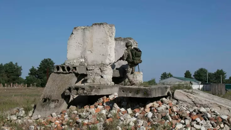 Российские миротворцы на Донбассе: Арестович рассказал о вероятности их введения