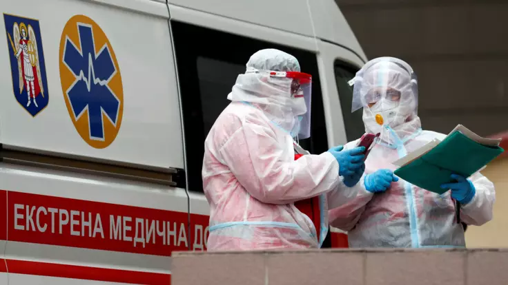 Новий штам коронавірусу потрапив до України: лікар розповів подробиці