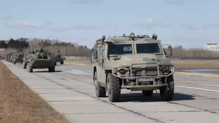Россия стягивает войска к украинской границе — эксперт объяснил цель