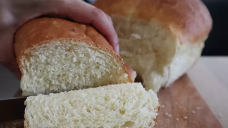 Опасно для здоровья: эксперт рассказал, какой хлеб нельзя есть ни в коем случае