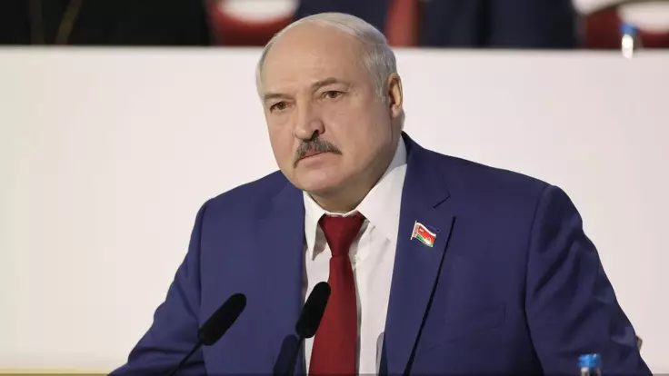 Лукашенко має смішний вигляд — політолог про скандальний фільм про президента Білорусі