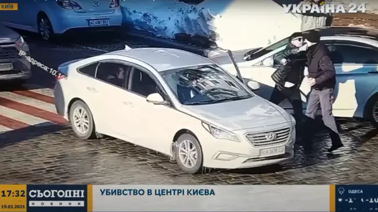 В центре Киева водитель убил пешехода ударом кулака: подробности и видео трагедии