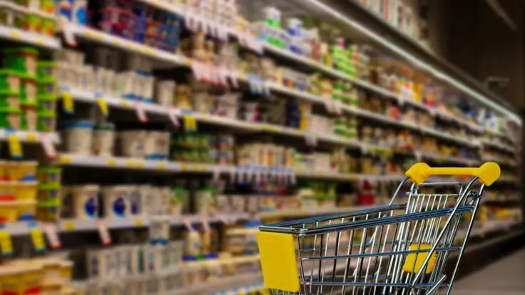 "Можна очікувати зниження цін": експерт розповів, які продукти подешевшають