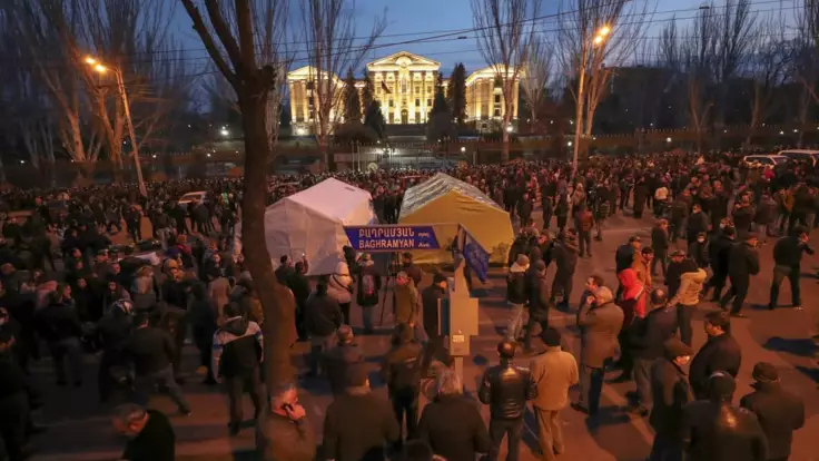 Протесты в Армении: политолог рассказал, чего ждать от премьера Пашиняна