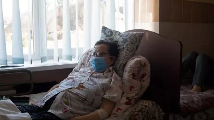 "Виписують зовсім інше лікування" — лікар розкритикував український протокол з COVID-19