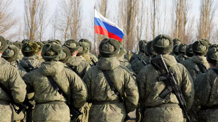 Войска России могут вторгнуться в восемь областей Украины - генерал СБУ