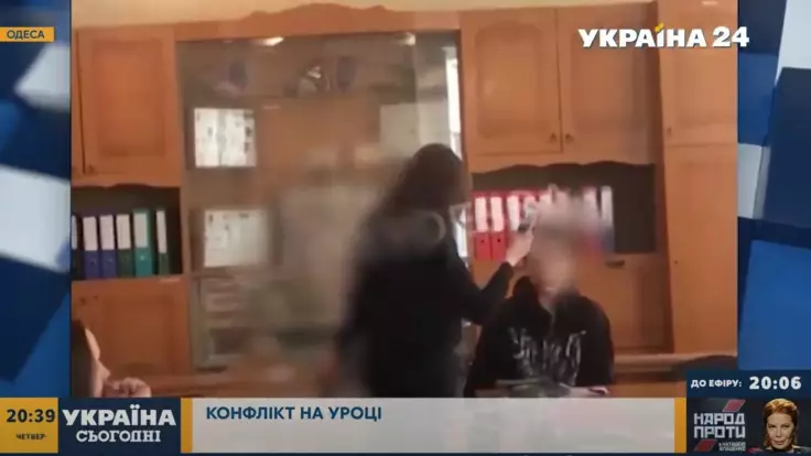 В Одессе школьник брызнул в учителя из баллончика: подробности конфликта