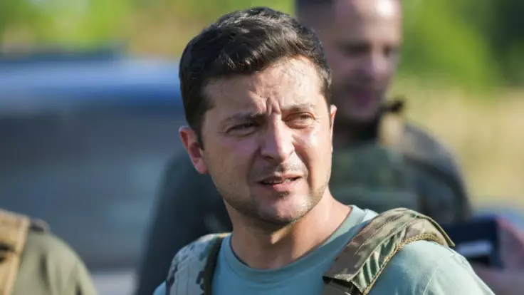 На Донбассе должны самоопределиться: эксперт объяснил слова Зеленского насчет ОРДЛО