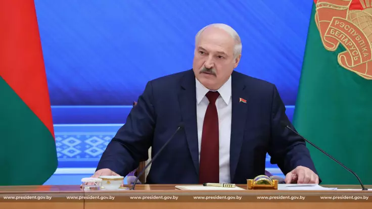 Лукашенко будет вынужден пойти против Украины по указке Путина — "слуга народа"