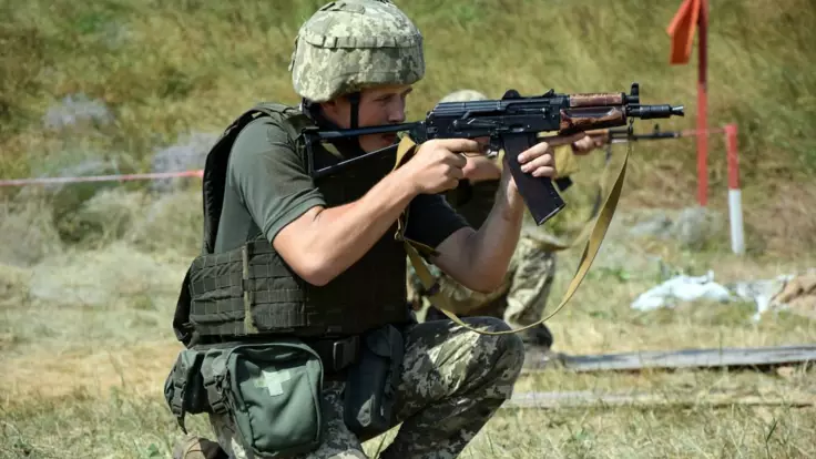 На Донбасі нове загострення: військовий експерт розповів, скільки воно триватиме