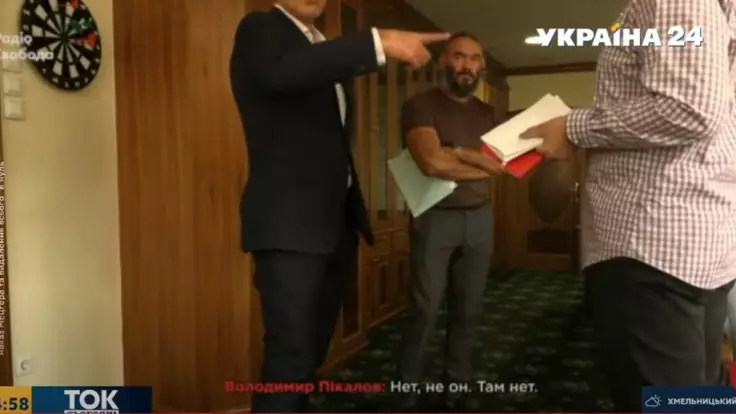 "Нужно добавить еще две статьи": эксперт о наказании для главы "Укрэксимбанка"