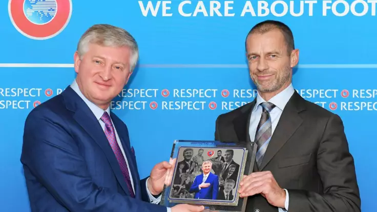 Президент УЕФА наградил Рината Ахметова: эксклюзив "Украина 24"