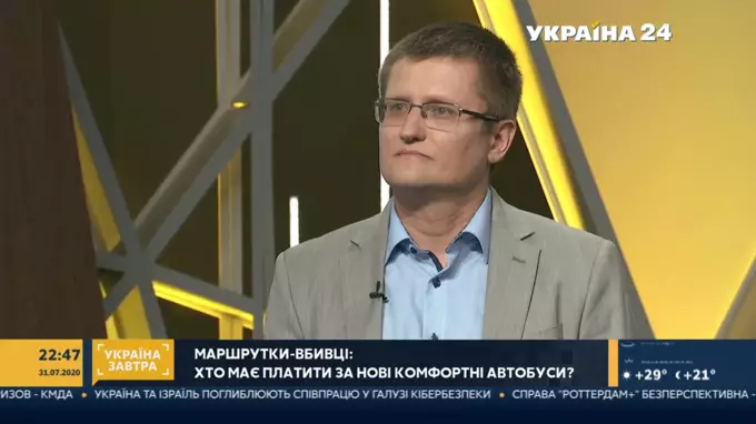 "Украина завтра": дебаты Верещук и Добкина, война с маршрутками и будущее гривни